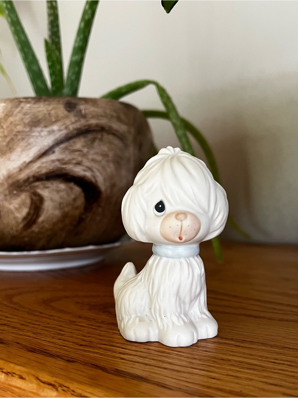 Vintage Precious Moments "I Haven't Seen Much Of You Lately" 1995 Dog Figurine